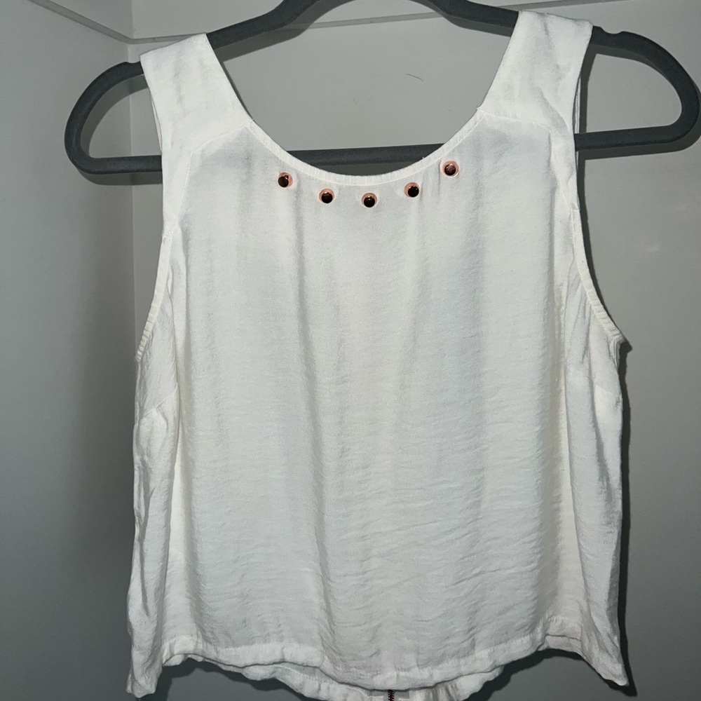 BCBGeneration white crop top with rose gold accessories